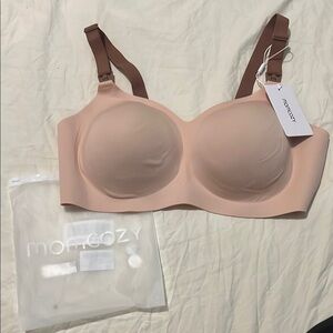 Tan Seamless T-Shirt Bra with Adjustable Straps